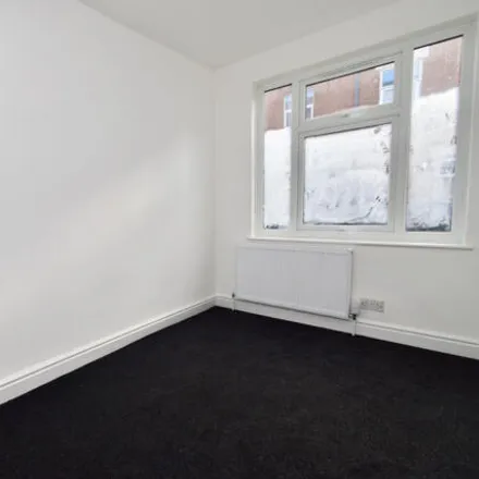 Image 4 - Avon Street, Leicester, LE2 1BB, United Kingdom - Townhouse for sale