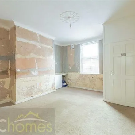Image 2 - Westminster Street, Wigan, WN5 9BH, United Kingdom - Townhouse for sale