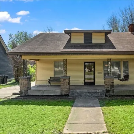 Buy this 3 bed house on 368 West Bryan Avenue in Sapulpa, OK 74066