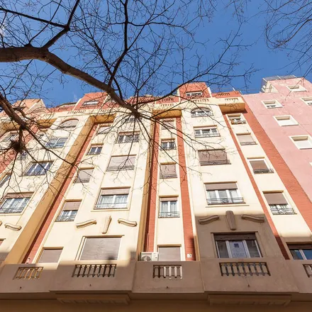 Rent this 1 bed apartment on Madrid in Asociación Amigos del Retiro "La Cabaña", Paseo República de Cuba