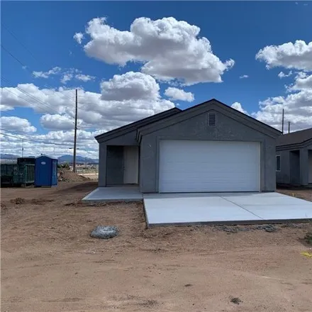 Buy this 3 bed house on 2992 Devlin Avenue in New Kingman-Butler, Mohave County