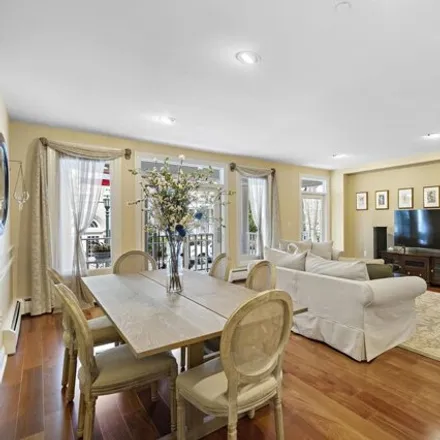 Image 4 - Chapel Avenue, Jersey City, NJ 07305, USA - Condo for sale