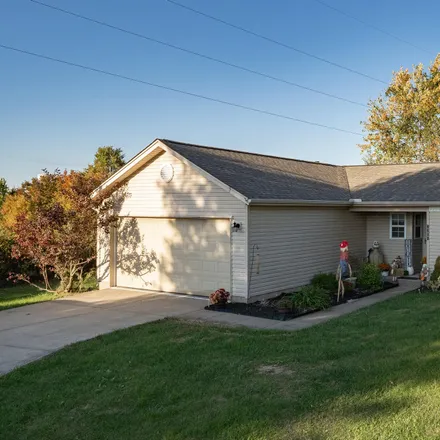 Buy this 3 bed house on 2782 Presidential Drive in Bullittsville, Boone County