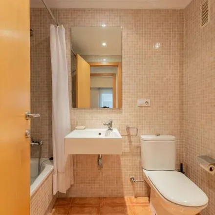 Rent this 3 bed apartment on Good Bike Valencia in Carrer de Guillem de Castro, 64