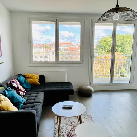 Rent this 4 bed apartment on 8 Place Georges Clémenceau in 64200 Biarritz, France