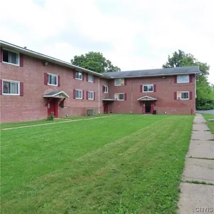 Buy this 24 bed house on 1427 Oneida Street in City of Utica, NY 13501