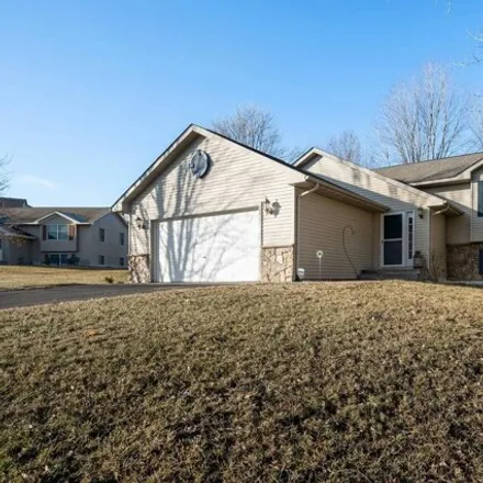 Image 1 - 1595 Hillside Circle, New Richmond, WI 54017, USA - House for sale