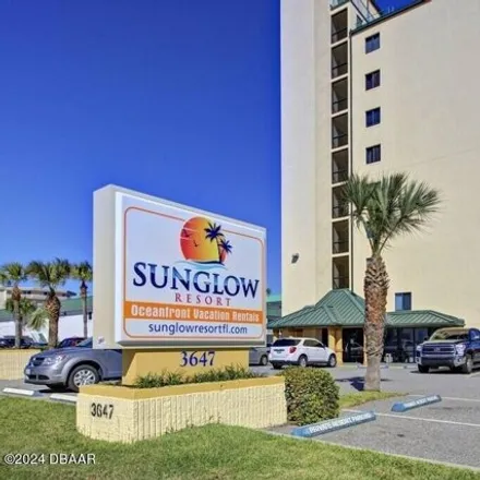 Buy this 1 bed condo on Tropical Suites Daytona Beach in South Atlantic Avenue, Daytona Beach Shores