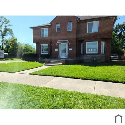 Rent this 4 bed townhouse on Woodward / Gratiot NS (NB) in Woodward Avenue, Detroit
