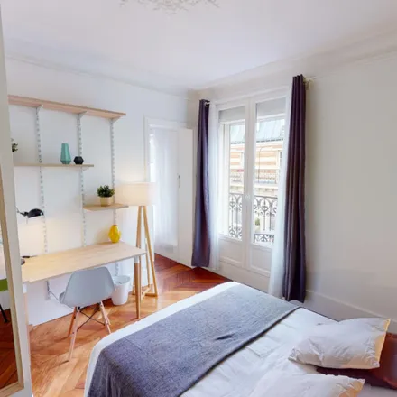 Image 2 - 7 Rue des Volontaires, 75015 Paris, France - Room for rent