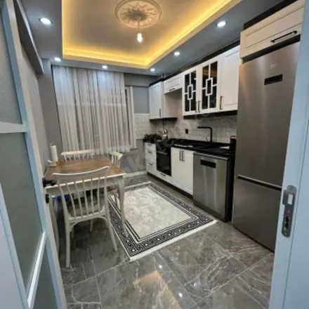 Image 5 - Angel Deri, 34. Sokak, 34020 Zeytinburnu, Turkey - Apartment for rent