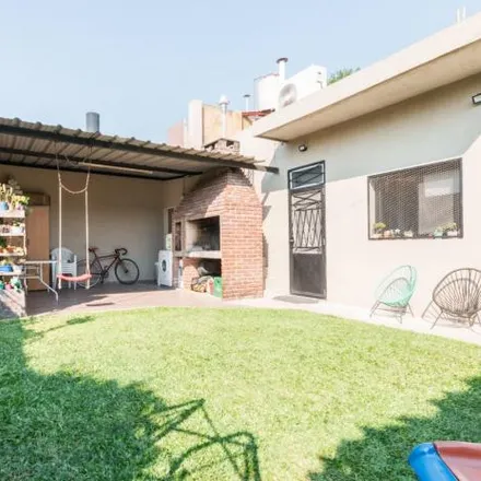 Buy this 3 bed house on General Deheza 2398 in 1825 Partido de Lanús, Argentina