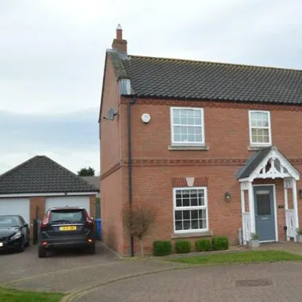 Buy this 4 bed house on Hawthorn Croft in Misterton, DN10 4FP