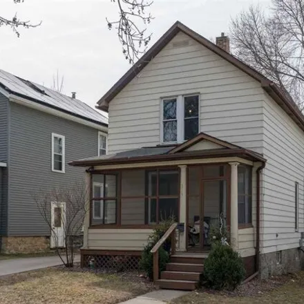 Buy this 3 bed house on 359 East Rock Street in Mankato, MN 56001