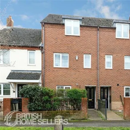 Buy this 3 bed townhouse on Spruce Road in Nuneaton, CV10 0LN