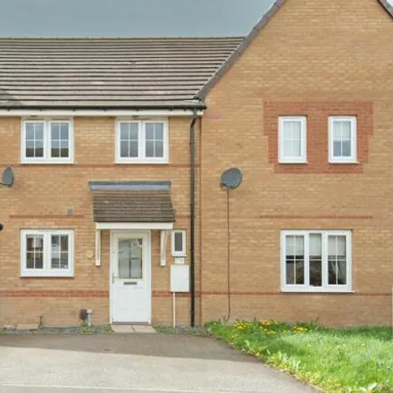 Buy this 3 bed townhouse on Elmore Street in Thurcroft, S66 9DT