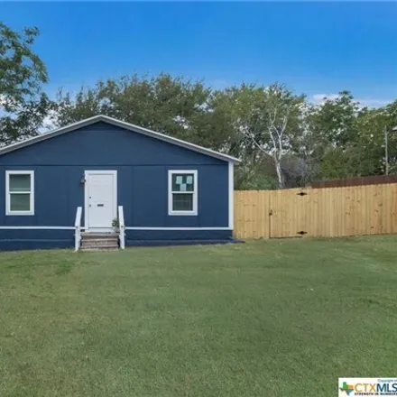 Buy this 2 bed house on 156 West Shelby Street in Seguin, TX 78155