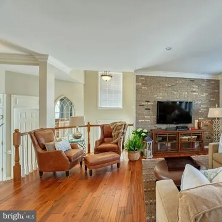 Image 7 - 44043 Lords Valley Terrace, Ashburn, VA 20147, USA - House for sale