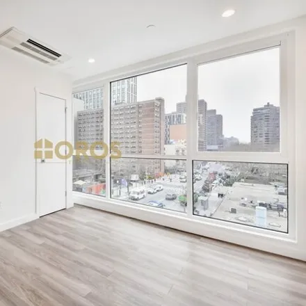 Image 6 - 51 Essex Street, New York, NY 10002, USA - House for rent