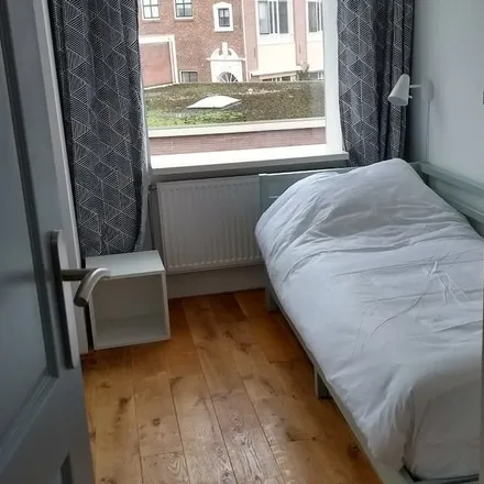 Rent this 2 bed apartment on 4381 Vlissingen