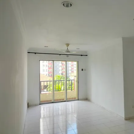 Image 1 - Vista Pinggiran, Jalan Pinggiran Putra, Putra Permai, 43300 Subang Jaya, Selangor, Malaysia - Apartment for rent