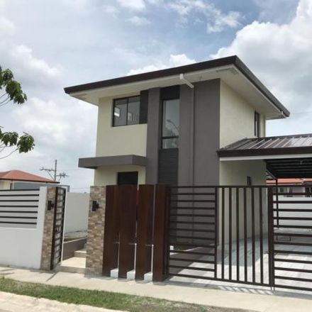 Rent this 2 bed house on South Luzon Expressway in Santa Rosa, 4026 Laguna