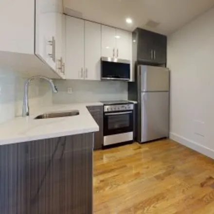 Rent this 1 bed apartment on #2e,13828 Queens Boulevard