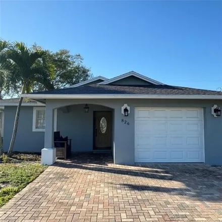 Image 1 - 841 109th Avenue North, Naples, FL 34108, USA - House for sale