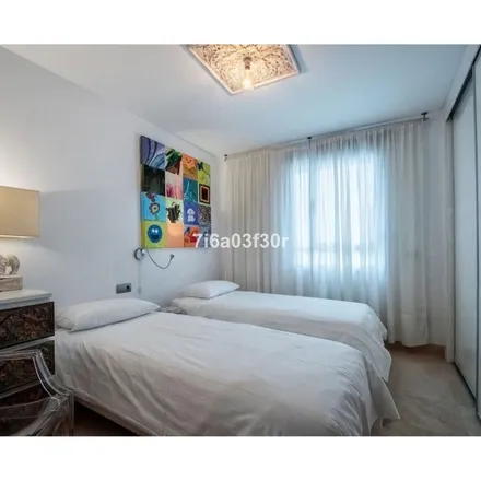 Image 8 - Calle Badajoz, 10, 29670 Marbella, Spain - Apartment for rent