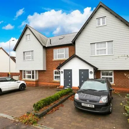 Buy this 3 bed townhouse on Carpenters Arms Lane in Thornwood Common, CM16 6LS