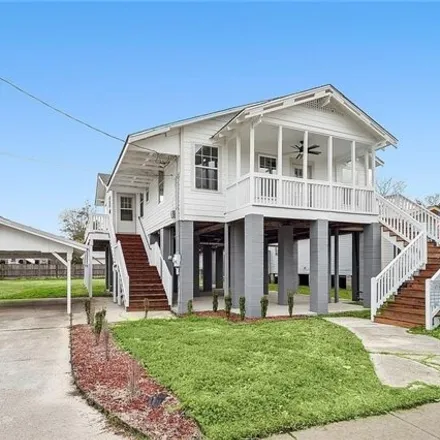 Buy this 3 bed house on 1120 Main Street in Madisonville, St. Tammany Parish