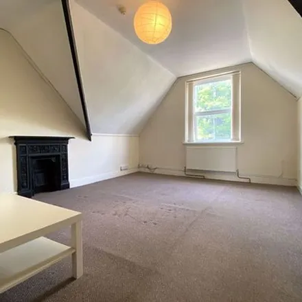 Rent this 1 bed apartment on 51 Oakfield Road in Newport, NP20 4LX