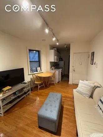 Rent this 1 bed house on 219 West 16th Street in New York, NY 10011