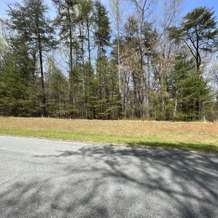 Buy this studio house on 1 Woods Edge Drive in Franklin County, VA 24151