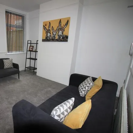 Rent this 4 bed townhouse on 59 St. George's Road in Coventry, CV1 2DF