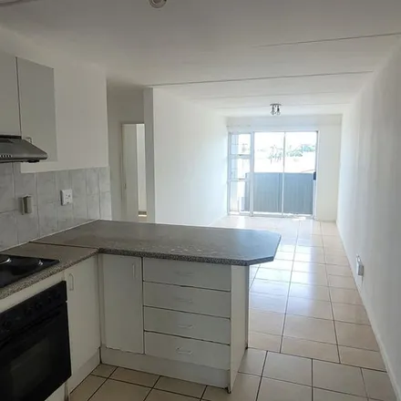 Image 4 - Carey Slater Road, Goodwood, Western Cape, 7460, South Africa - Apartment for rent