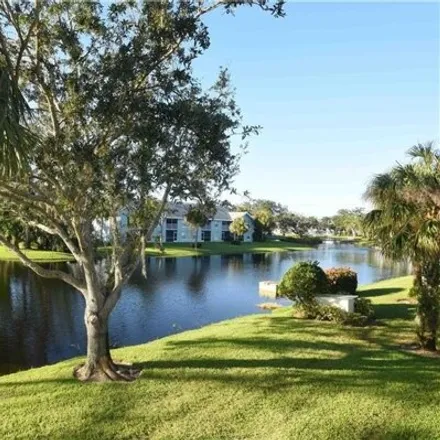 Image 2 - 150 Wading Bird Circle, Palm River, Collier County, FL 34110, USA - Condo for rent