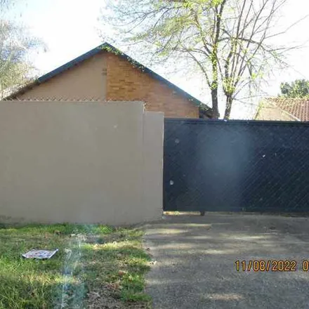 Rent this 1 bed townhouse on M1 in Braamfontein, Johannesburg