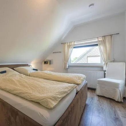 Rent this 2 bed duplex on Friedrichskoog in Spitze, Koogstraße