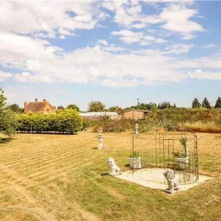 Buy this 4 bed house on unnamed road in Twyning, GL20 6EQ