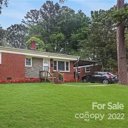Buy this 3 bed house on 2129 Bromwich Road in Charlotte, NC 28208