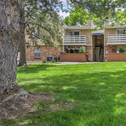 Buy this 2 bed condo on 3316 South Ammons Street in Lakewood, CO 80227