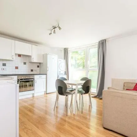 Rent this 3 bed apartment on 71 Maskell Road in London, SW17 0NL