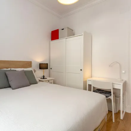 Image 2 - Carrer d'Astúries, 46, 08001 Barcelona, Spain - Apartment for rent