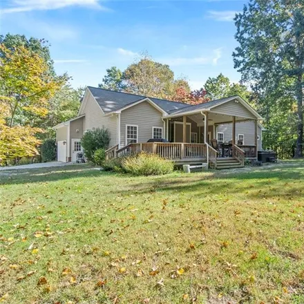 Image 3 - 2056 Lynmore Drive, Sherrills Ford, Catawba County, NC 28673, USA - House for sale