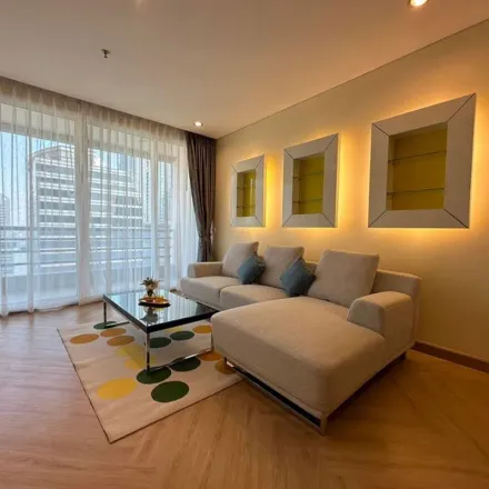 Rent this 3 bed apartment on AIA in 181, Surawong Road