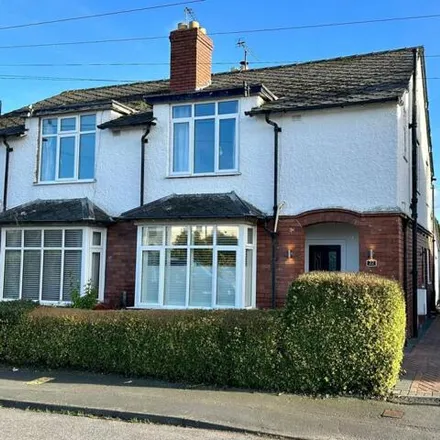 Buy this 3 bed duplex on Moor Park Road in Hereford, HR4 0RR