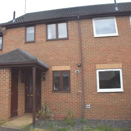 Rent this 2 bed townhouse on Woodpecker Way in West Northamptonshire, NN4 0QP