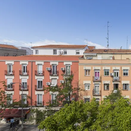 Image 3 - Calle de Doña Urraca, 28011 Madrid, Spain - Apartment for rent