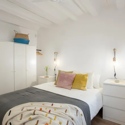 Rent this 1 bed apartment on Carrer de les Pedreres in 14, 08001 Barcelona